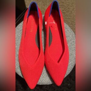 ROTHY’S NWOT The Point Size  7 Red Flats